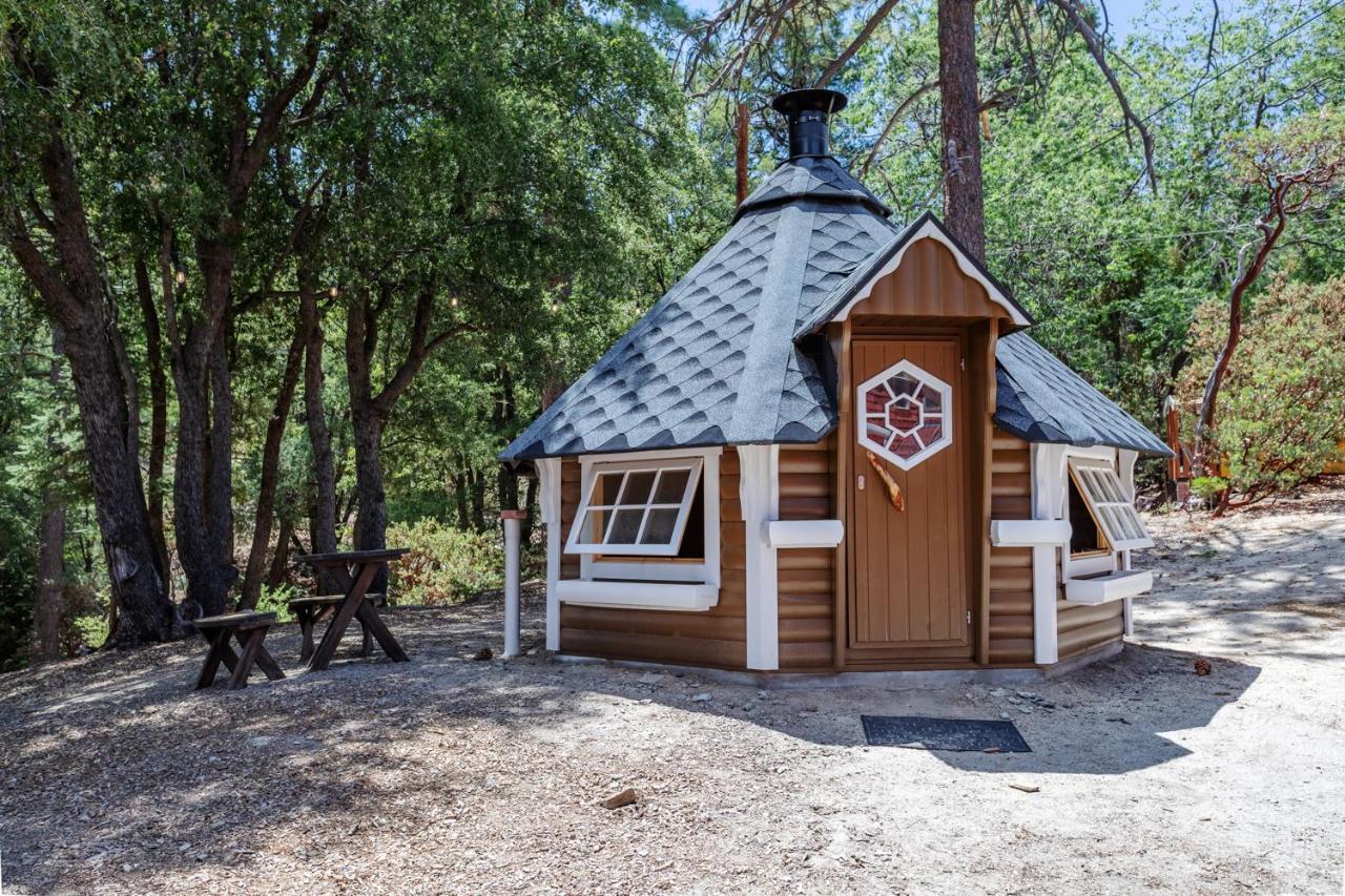 Hicksville Pines Chalets & Motel Idyllwild Kültér fotó