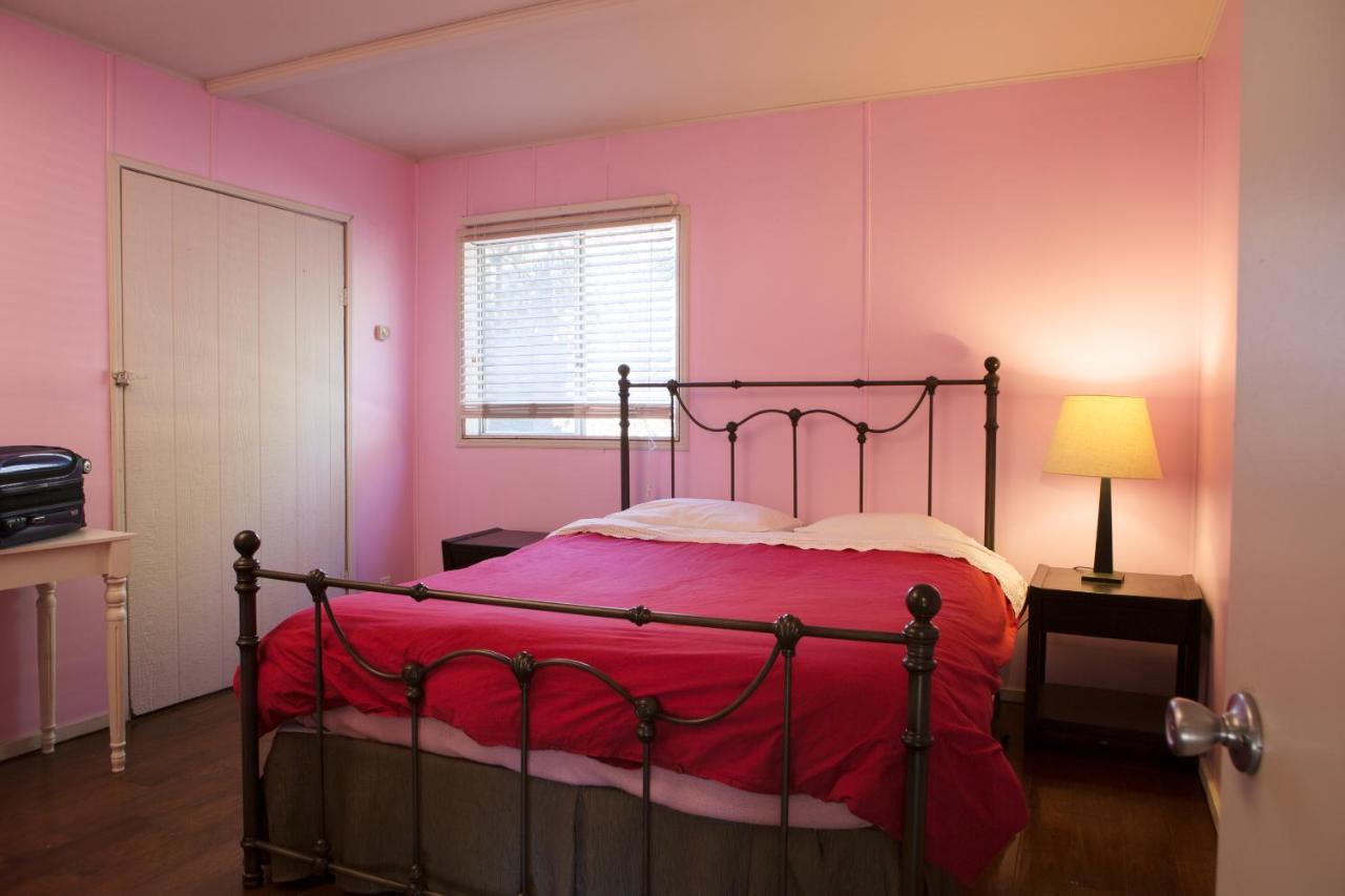 Hicksville Pines Chalets & Motel Idyllwild Kültér fotó
